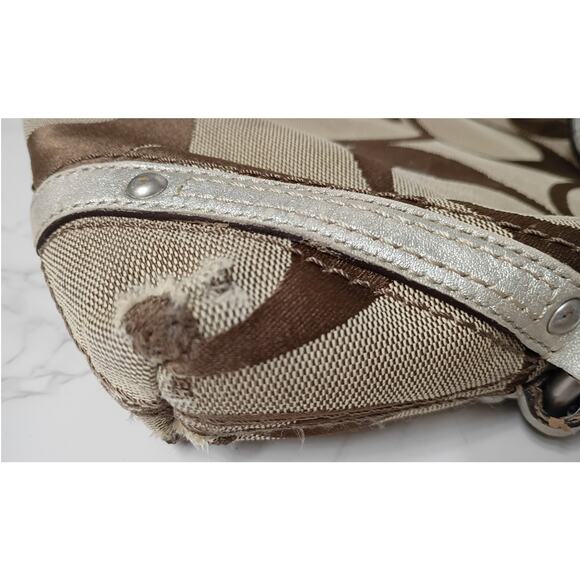 (SOLD) COACH Carly Vintage Signature Hobo Bag with Call Outs - Picture 8 of 8